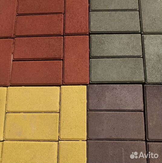 Трoтуаpнaя плитка / бpусчатка / боpдюр