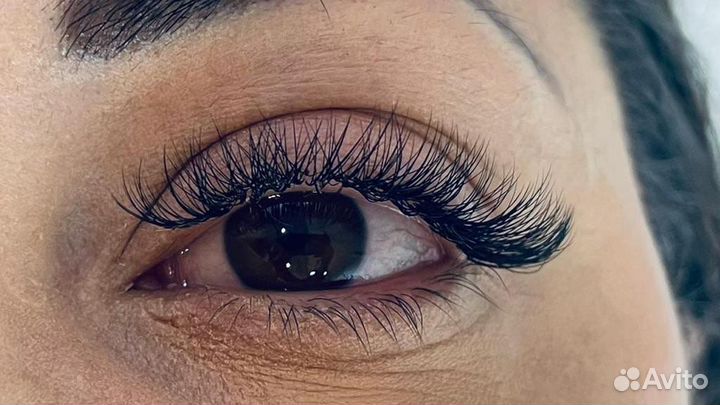 Наращивание ресниц,наращивание волос,маникюр