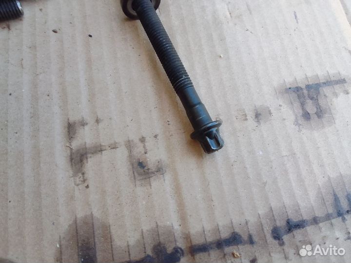 Болт головки блока цилиндра Bmw 5 E39 M52 B28