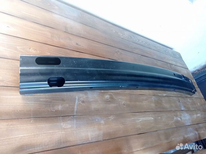 Усилитель переднего бампера Toyota Camry 50