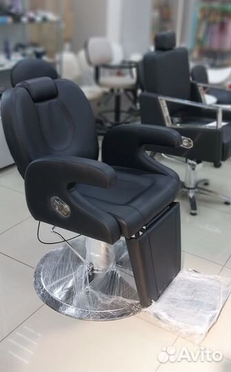 Кресло барбера Арчи черное