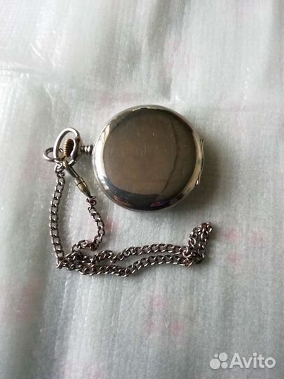 Старинные карманные часы