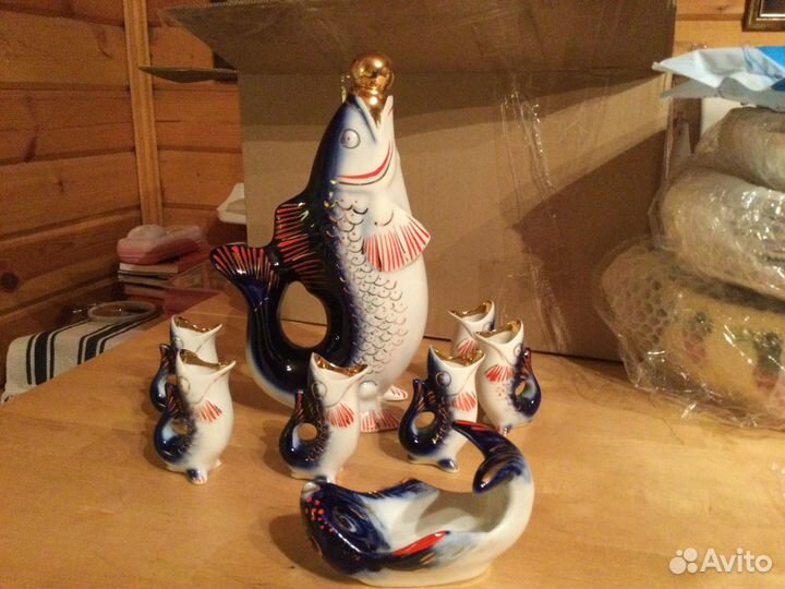 Набор рыбы, лоток-икорница рыбы