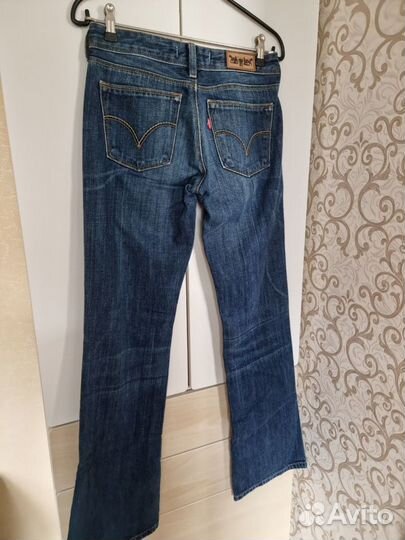 Джинсы levis