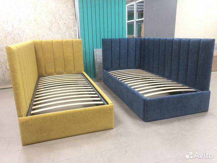 Кровать двухспальная в лофт стиле