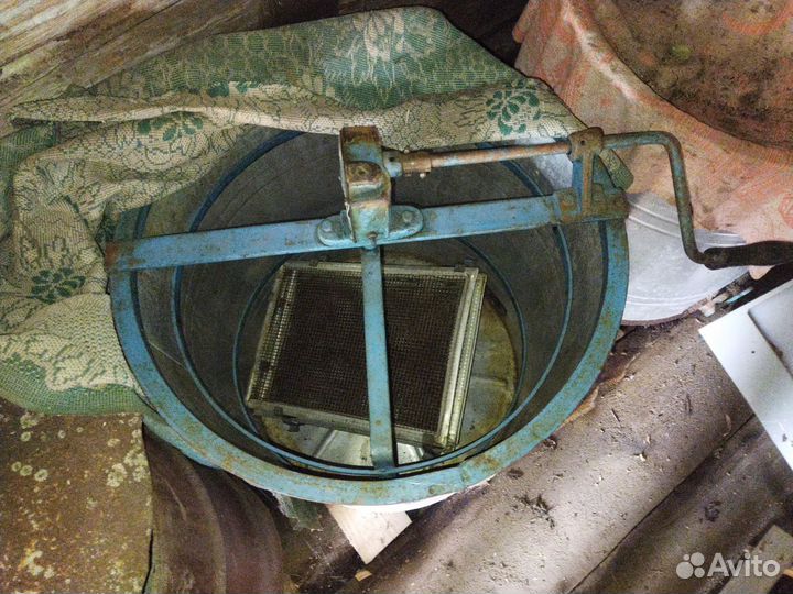 Медогонка 2х рамочная механическая