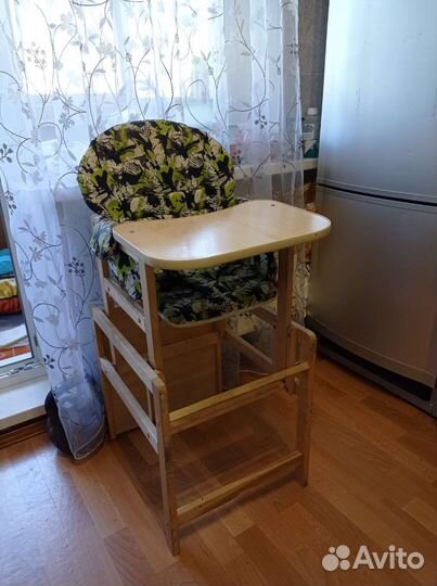 Стульчик для кормления