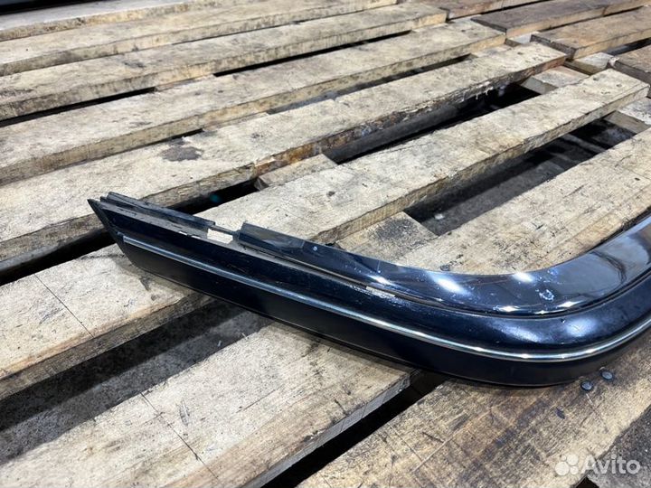 Кронштейн бампера правый Bmw 7 E38 M62B35 1999