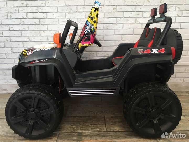 Электромобиль детский