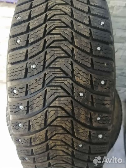 Michelin X-Ice North 3 205/55 R16