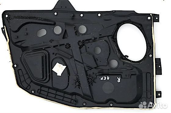 Форд Панель внутренняя правой передней двери