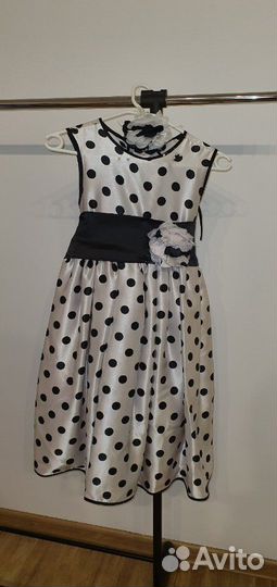 Платье праздничное