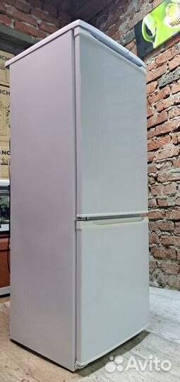 Холодильник Бирюса 160x47x60см