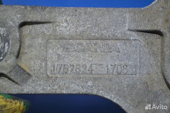 Подушка радиатора, правая scania R-Series (01.04)