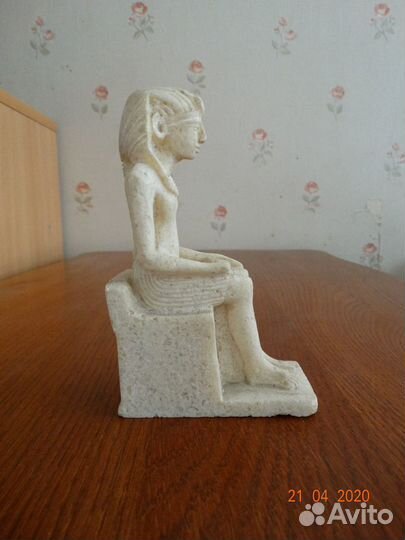 Статуэтка Фараон из Египта камень