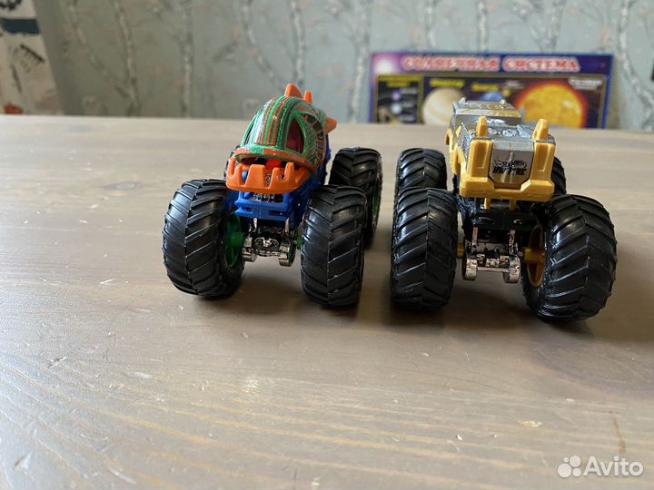Машинки хот вилс hot wheels