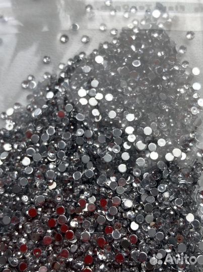 Стразы для ногтей