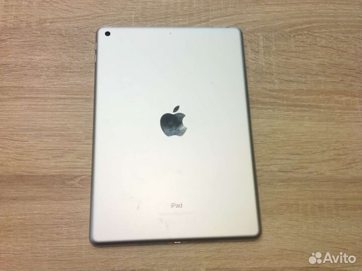 iPad 5 А1822 32 wifi