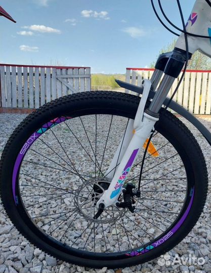 Велосипед -stels miss 7500