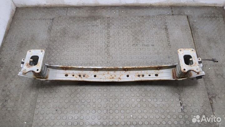 Усилитель бампера передний Subaru Legacy Outback (B14)