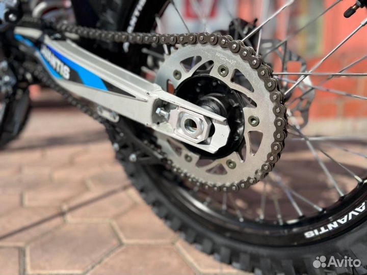 Мотоцикл Avantis A3 (PR250/172FMM-5, 6 ст.)