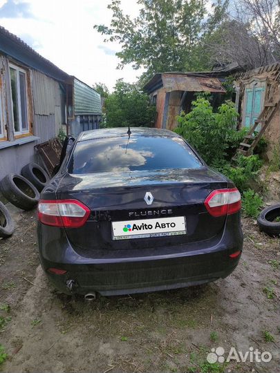 Renault Fluence 1.6 МТ, 2011, битый, 205 000 км