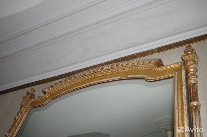 Антикварное зеркало