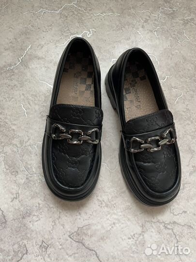 Лоферы для девочки 34 размер