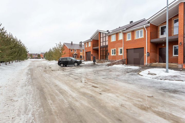 Таунхаус 128 м² на участке 1 сот.