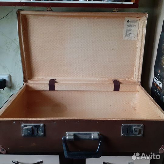 Чемоданы времён СССР винтаж