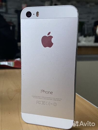 iPhone 5S, 64 ГБ