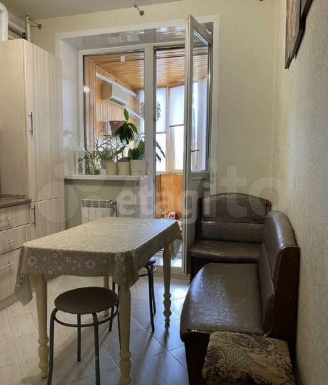 2-к. квартира, 59 м², 4/6 эт.