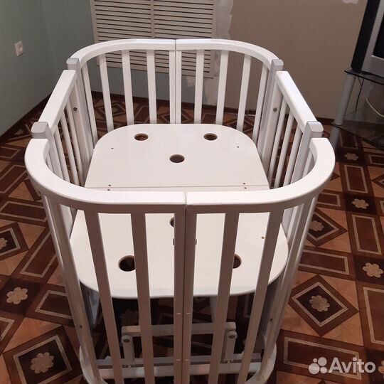 Кроватка трансформер с маятником