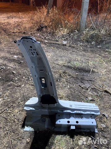 Стойка кузова центральная Skoda Rapid