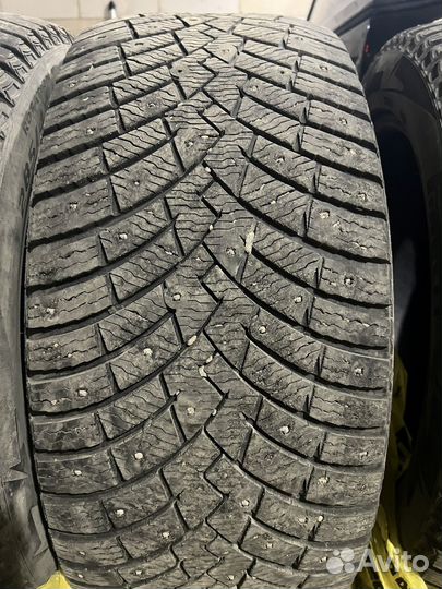 Pirelli Scorpion Ice Zero 2 285/45 R20