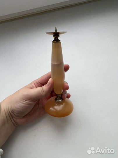 Подсвечник из селенита и меди