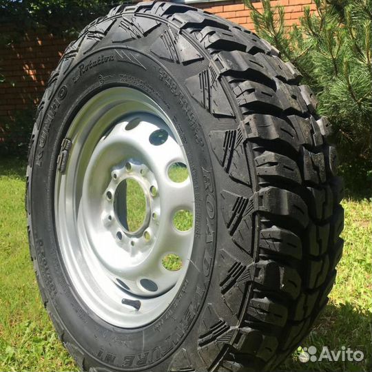 Kumho Road Venture M/T KL71 235/75 R15