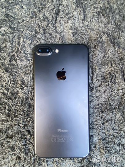 Телефон iPhone 7 plus 128 gb