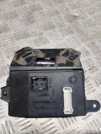Эбу блок управления двигателем Лада Ларгус K7M
