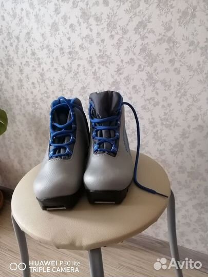 Лыжные ботинки, 34 размер