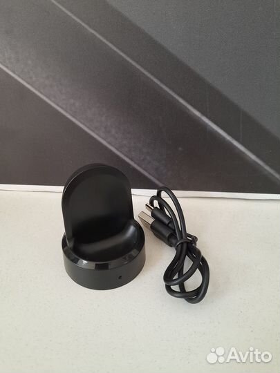 Беспроводное зу для Samsung Gear S3 classic/S3