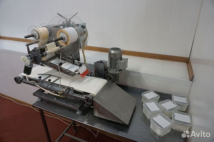 Установка нанесения этикеток ипкс-099П