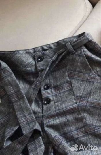 Шорты новые 46