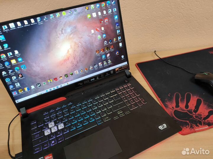 Asus ROG Strix G17 Advantage Edition G713QY-K4002T