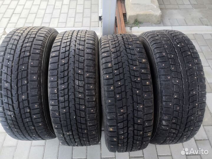 Dunlop SP Winter Ice 01 235/55 R18 100T