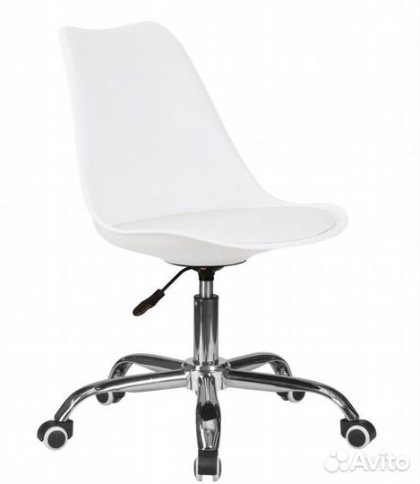 Стул на колесиках