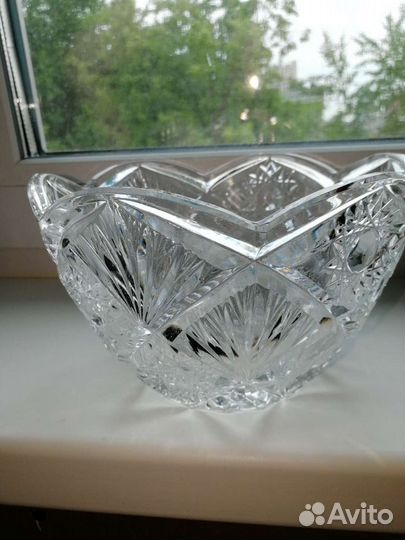 Ваза хрустальная