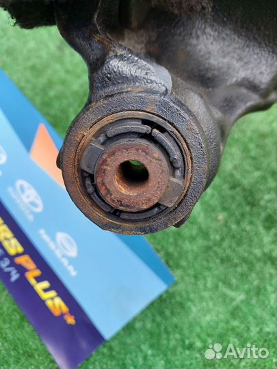 Кулак поворотный задний правый Mazda CX5 KE 4WD