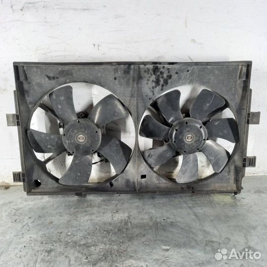 Диффузор вентиляторов в сборе Mitsubishi Outlander