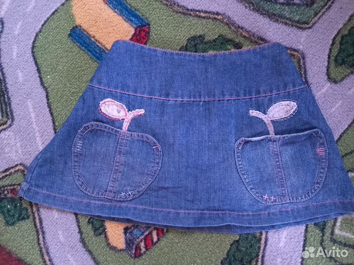 Одежда для девочки 100-104 см. Пакетом